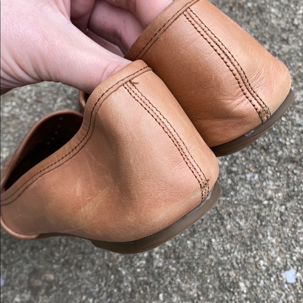 *SOLD*Lucky Brand Leather Flats - Picture 4 of 6